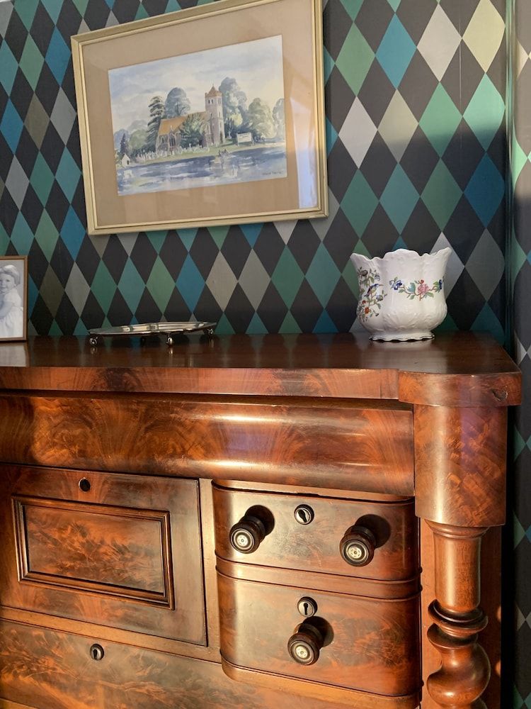 Aberley House Deluxe Double Room 6