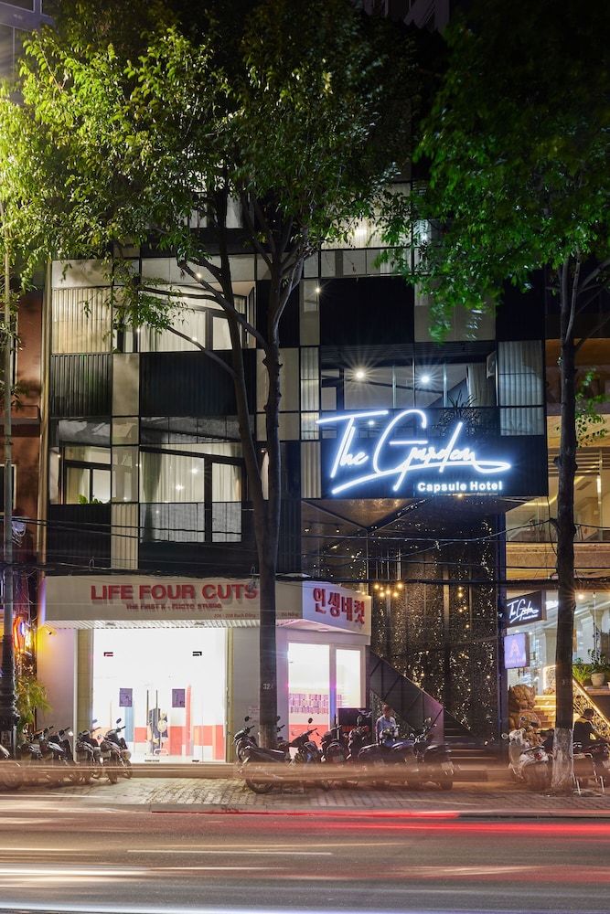 undefined The Garden Capsule Hotel 2