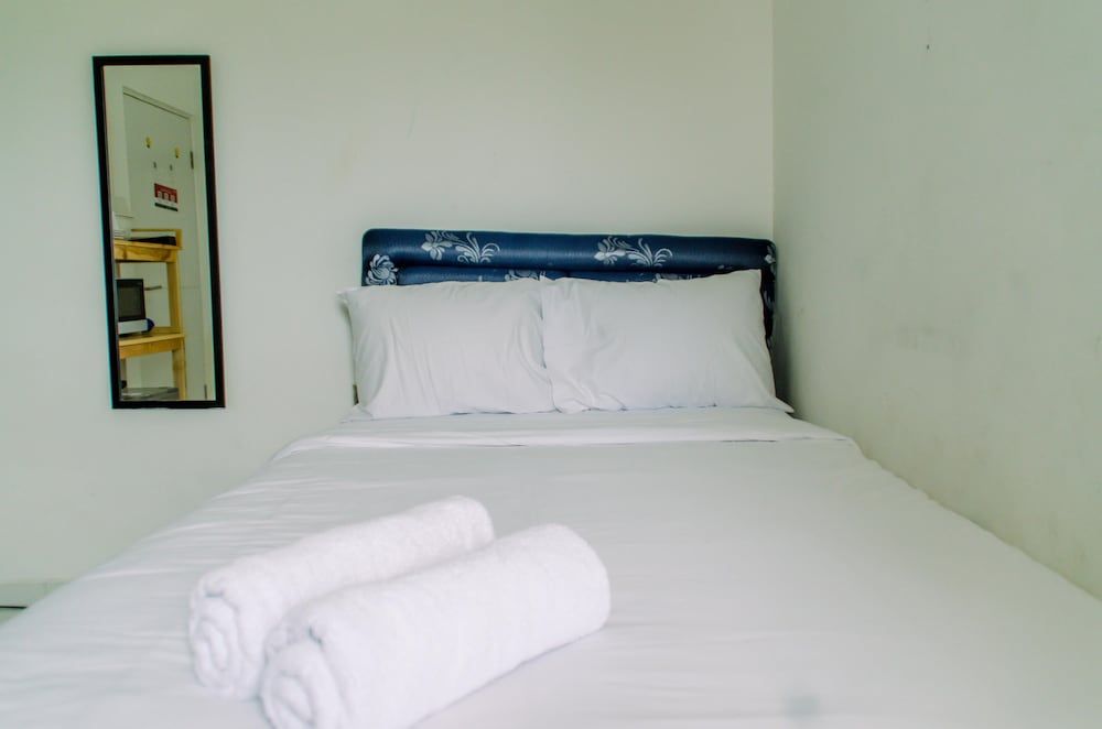 undefined Comfort Studio (No Kitchen) at Aeropolis Apartment 4