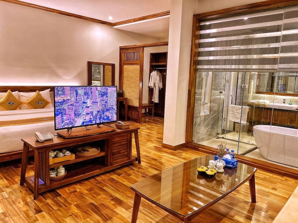 undefined Khach San Anh Phat 1 2