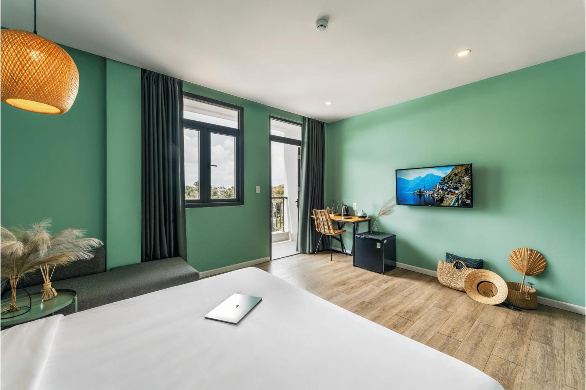 Deluxe Double Room with Balcony