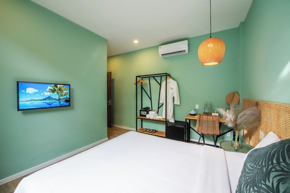 Leaf Hotel Phu Quoc Superior Double Room 7