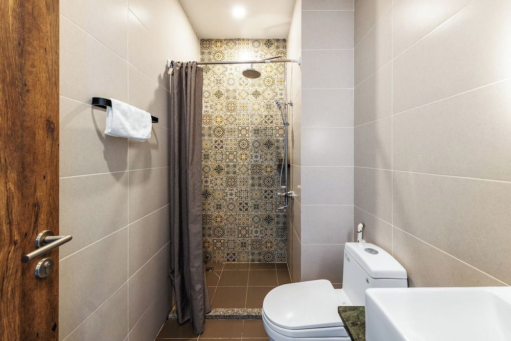 Leaf Hotel Phu Quoc Superior Double Room 5