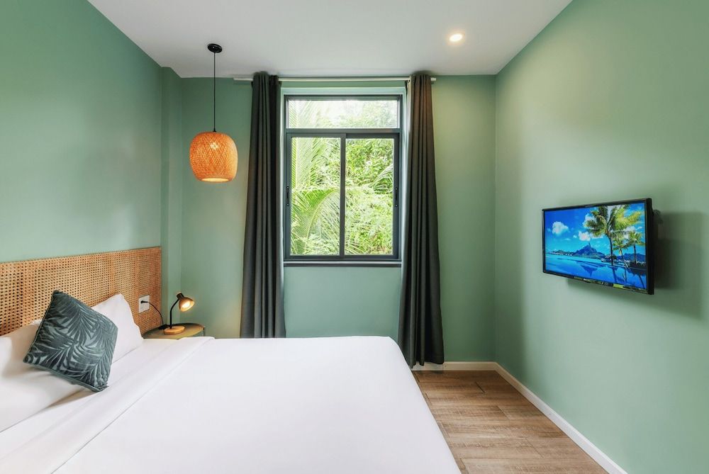 Leaf Hotel Phu Quoc Superior Double Room
