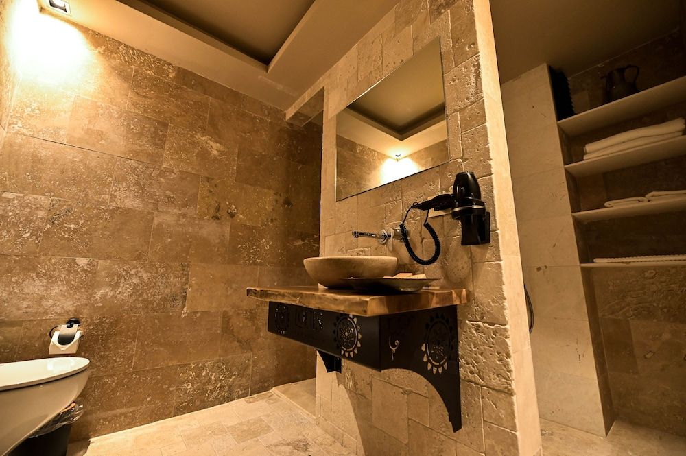Louis Cappadocia Deluxe Suite 7