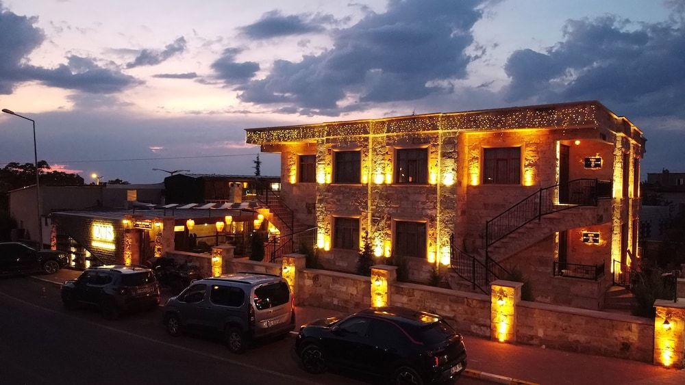 undefined Louis Cappadocia 9