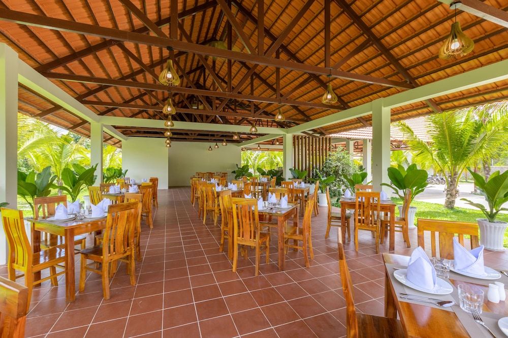 undefined Coco Garden Resort Phu Quoc 6