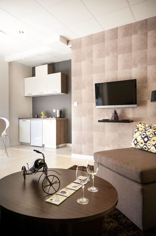 undefined Apartments Pina And Lavender 6