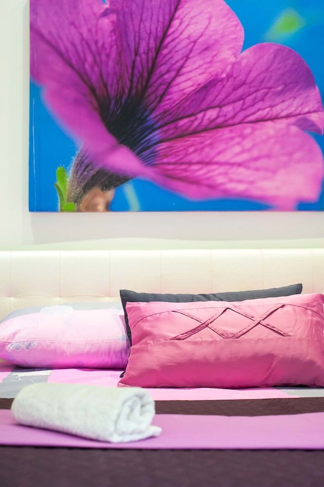 undefined Apartments Pina And Lavender 2