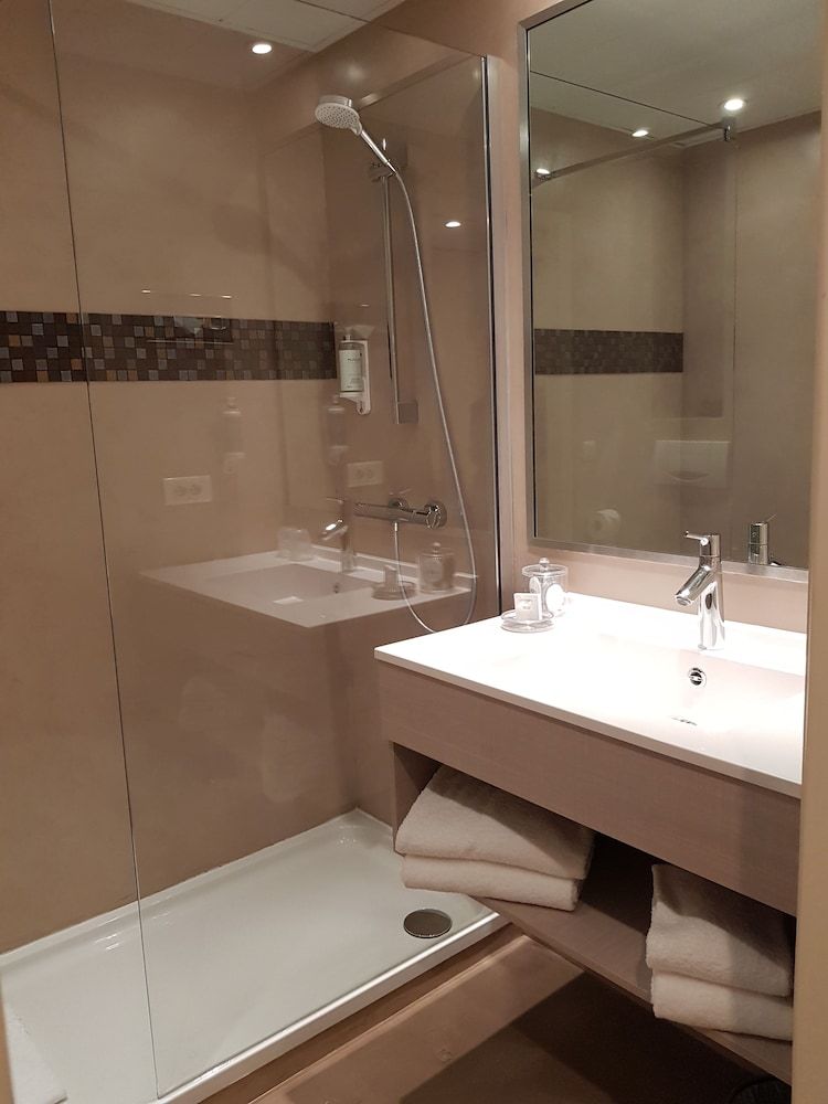 Servotel Saint-Vincent Classic Room 6