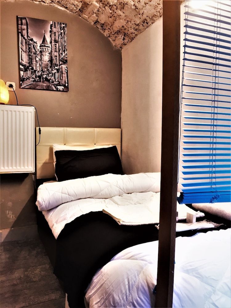 Taxim V&V Apart Economy Single Room