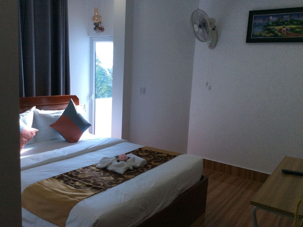 Realkhom Homestay Deluxe Double Room, 1 Queen Bed, Non Smoking