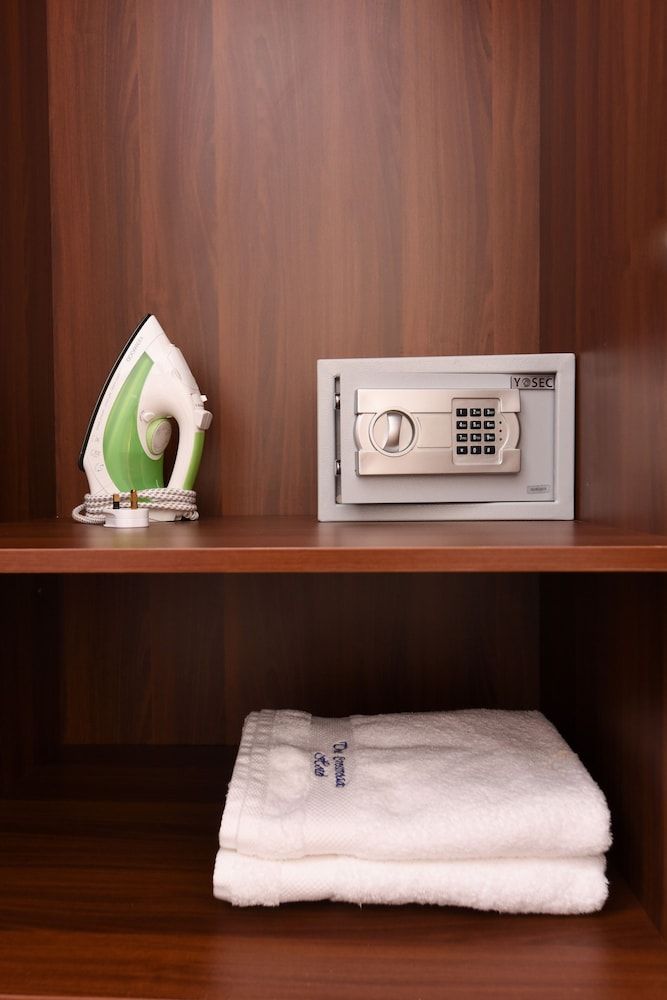 The Crossroads Hotel Westlands Superior Double Room 4