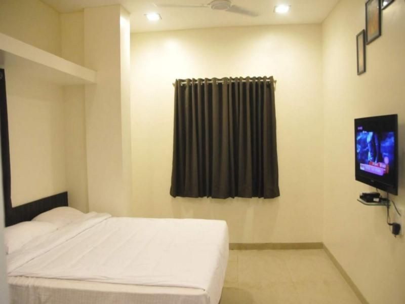 Royal Executive Junior Suite