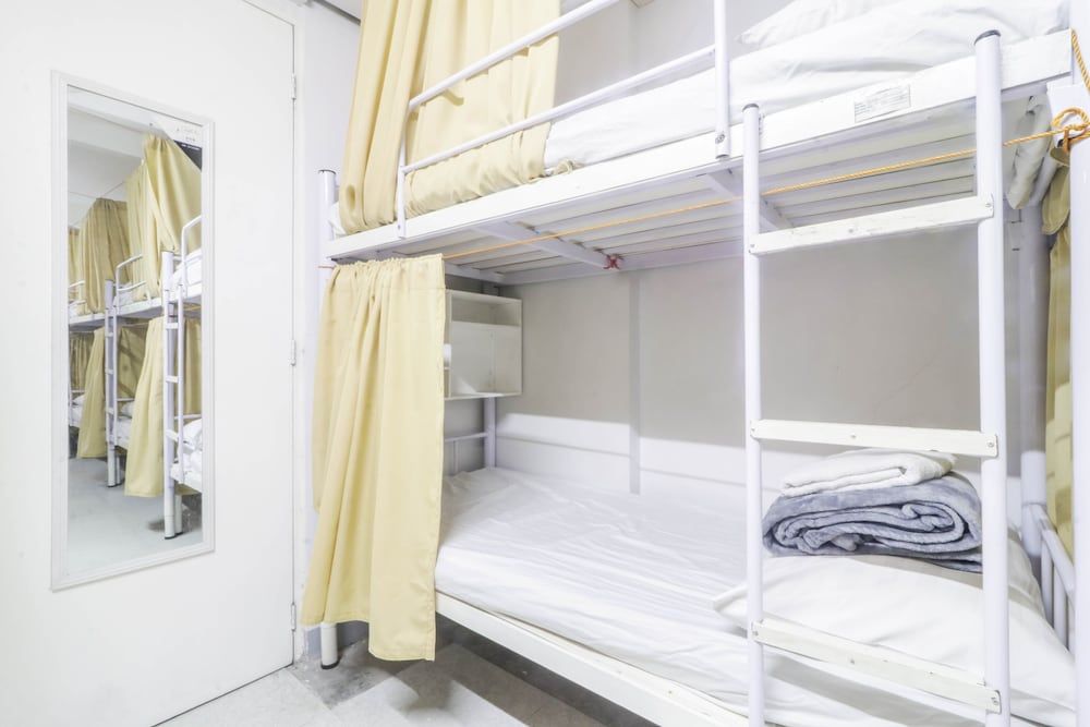 ARK Hostel City Center Manila Bed in 18-Bed Male Dormitory (B) 3