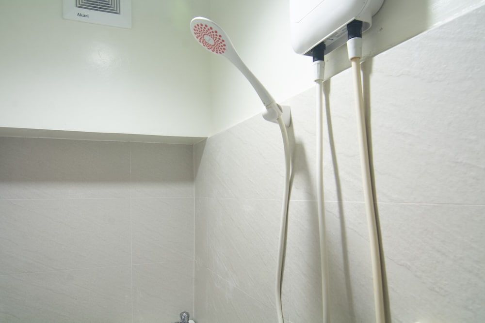 ARK Hostel City Center Manila Double Capsule in a mixed room 3