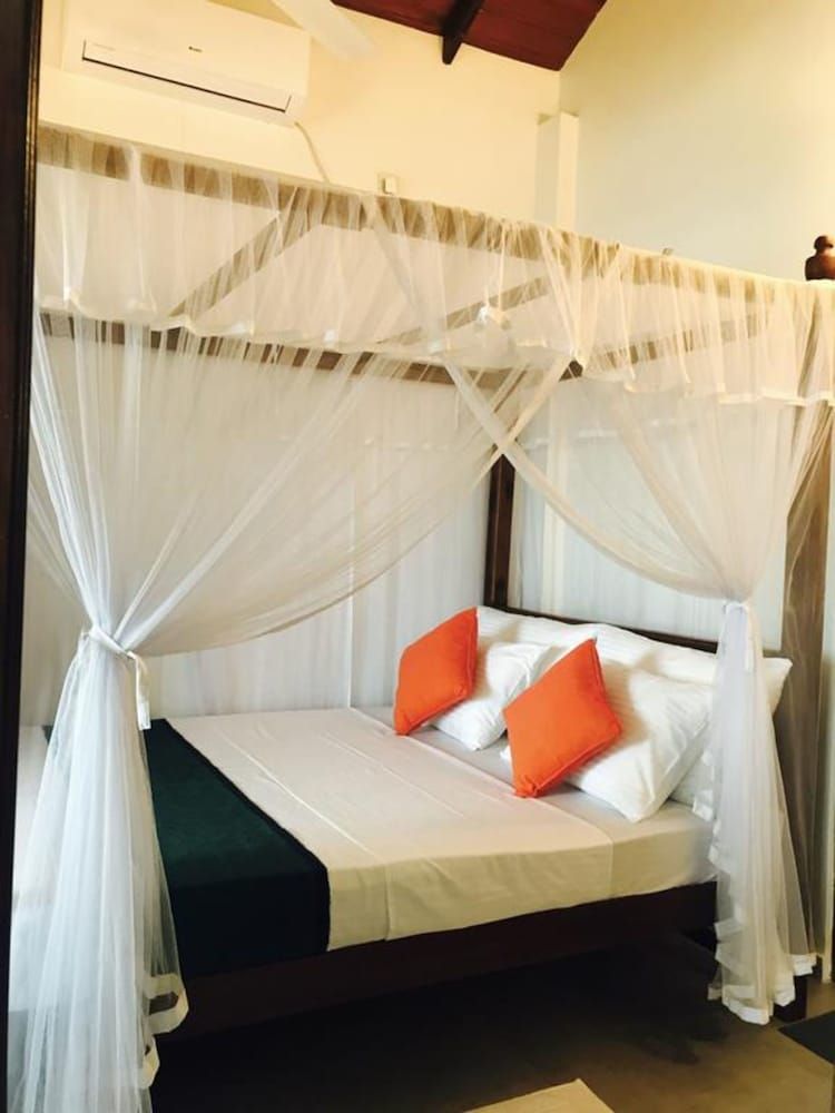 Randiya Beach Villa Villa, 3 Bedrooms