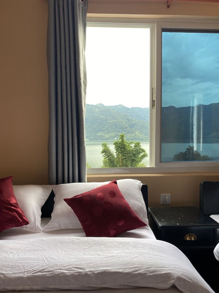 undefined Hotel Eagle Zone 7