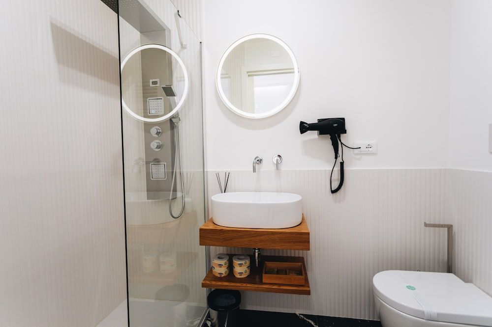 Centoquindici Rooms & Suite Deluxe Double Room 22