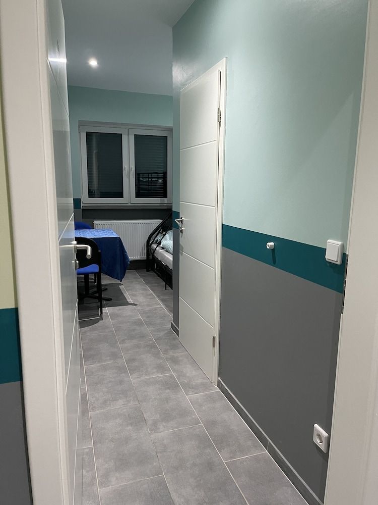 Pension Waldau Triple Room, Private Bathroom, Garden View 5