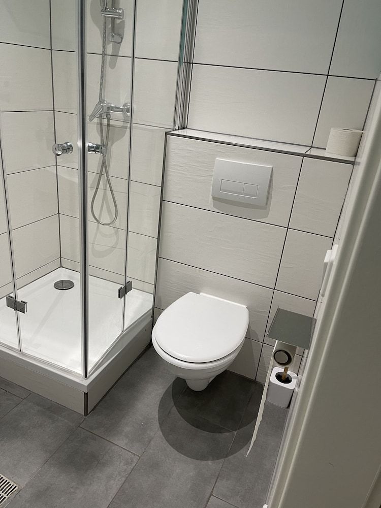 Pension Waldau Triple Room, Private Bathroom, Garden View 9