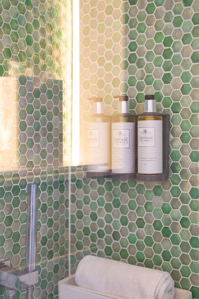 Boutique Apartments Marsol Ibiza Deluxe Apartment, 1 Bedroom, Terrace, Garden View 4