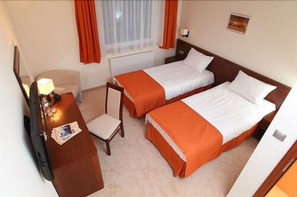 Hotel Arena Expo Standard Twin Room 4