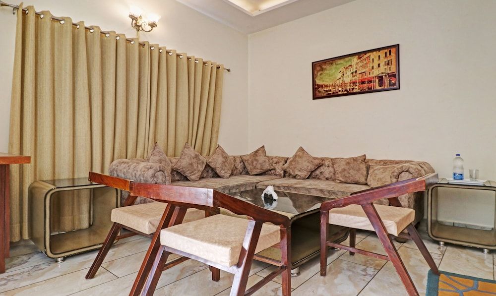 undefined Treebo Trend Magnum 3