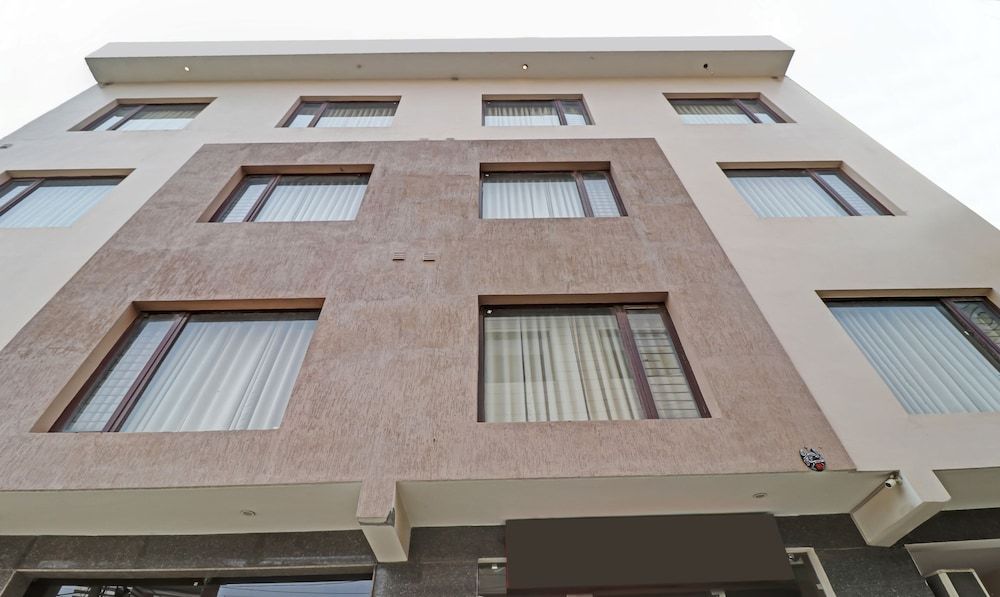 undefined Treebo Trend Magnum