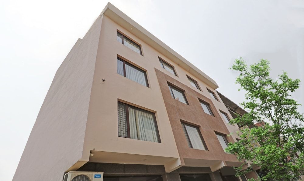 undefined Treebo Trend Magnum 6