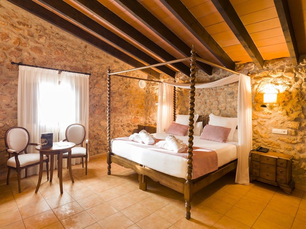 Hotel Sa Bassa Rotja Ecoturisme Superior Double Room (2 Adults + 1 Child) 2