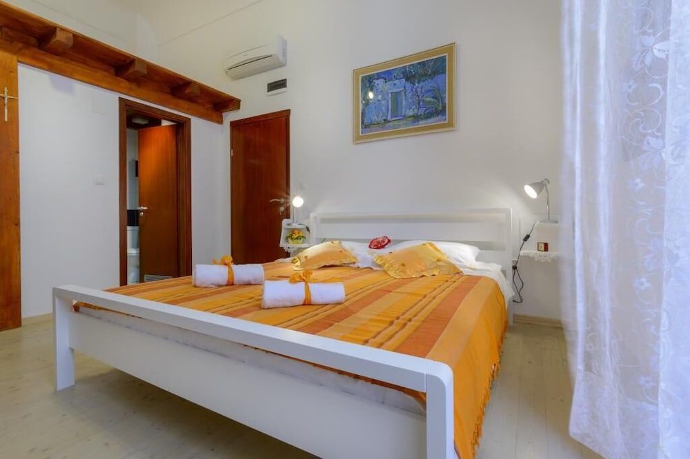 undefined Apartment Klara 5