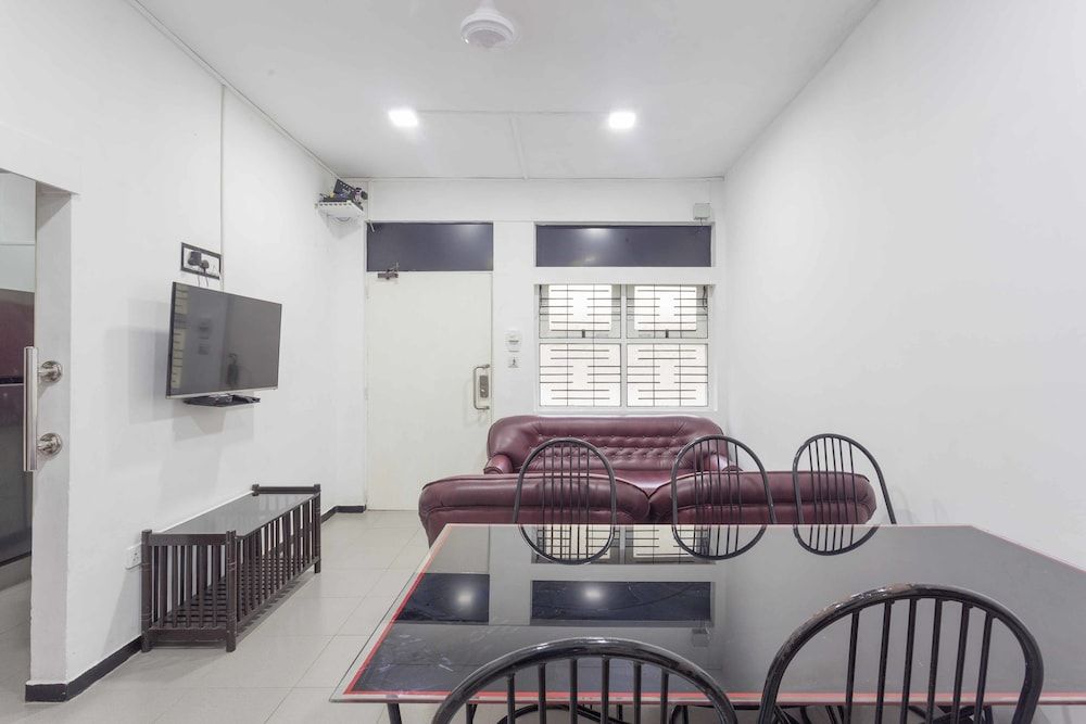 undefined Manning Apartment 4