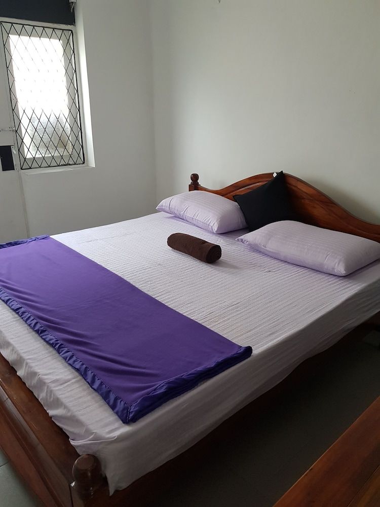 undefined Manning Apartment 6