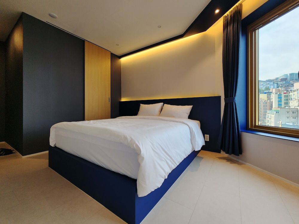 undefined Goldstone Hotel 3