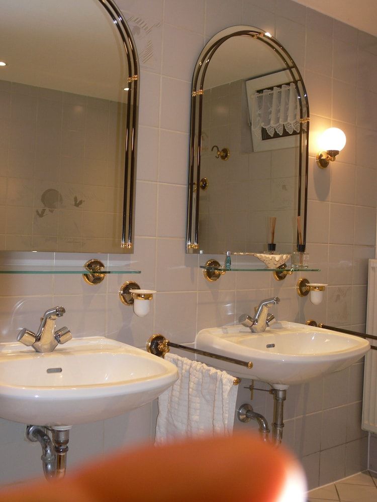 Die Villa Mettmann Comfort Apartment, Garden View 5