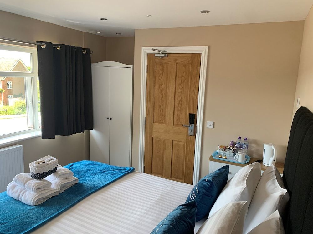 Highfield Coach House Deluxe Double Room, Ensuite 3