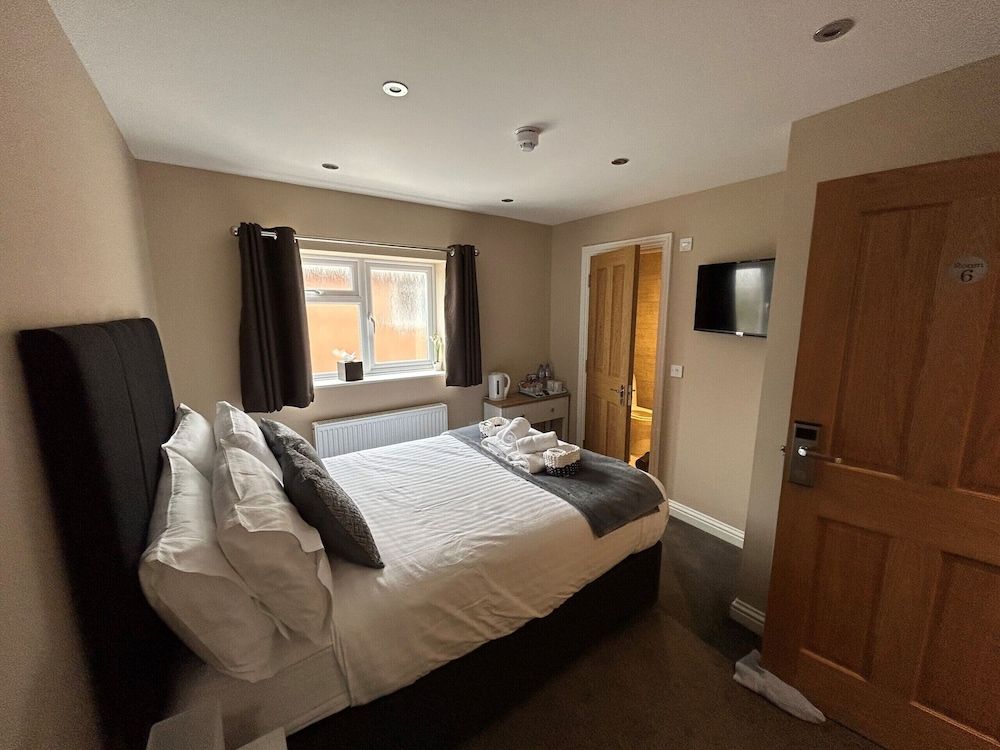 Highfield Coach House Economy Double Room, Ensuite 4