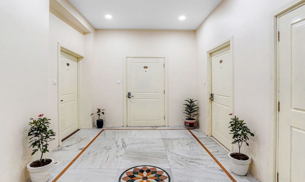 undefined Hotel Hinduja Fort 2