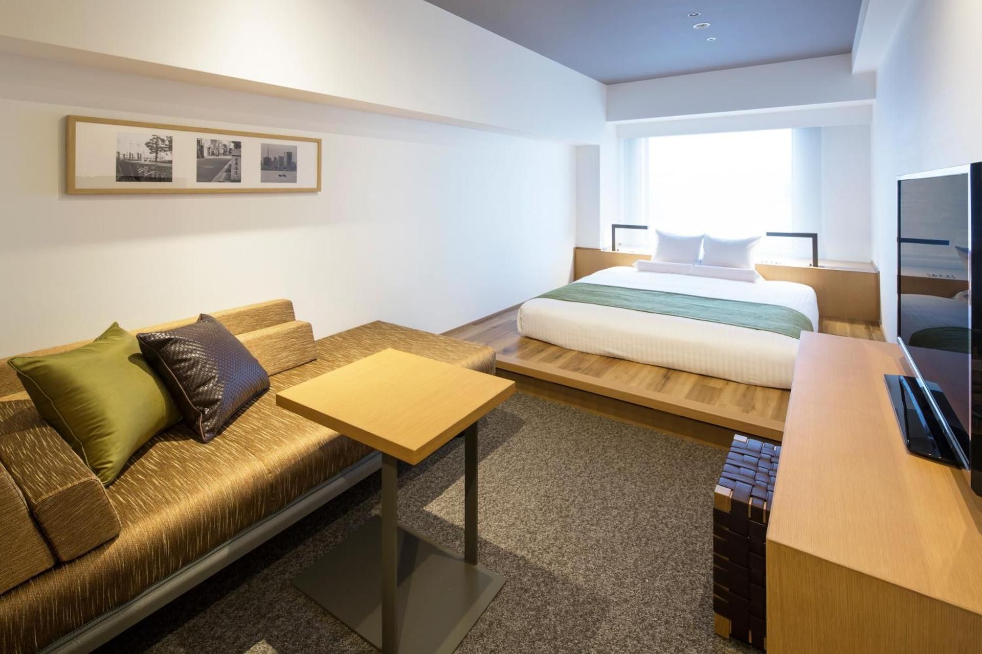 Comfort King Room - Non-Smoking - No Room Cleaning Service