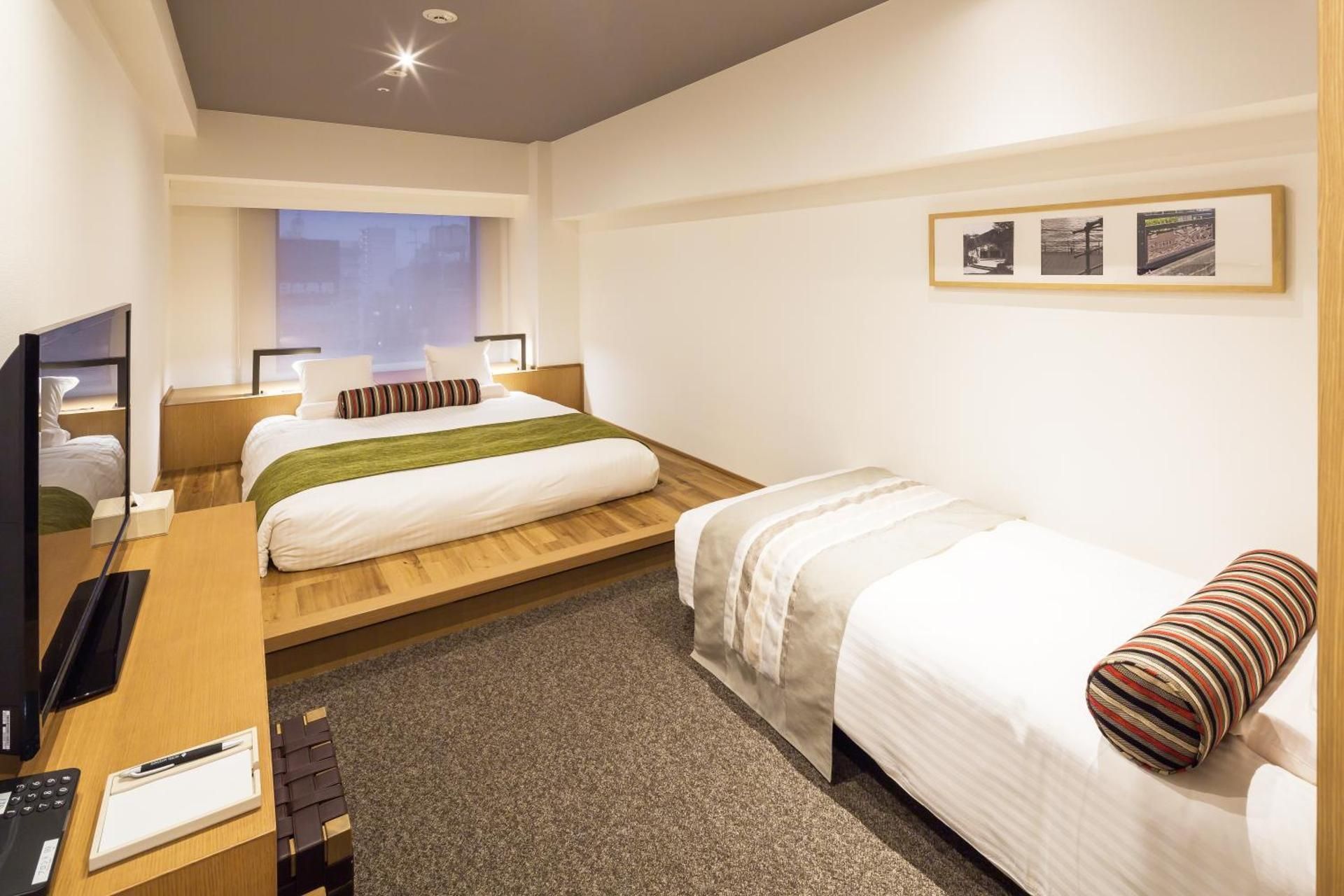 Comfort King Room - Non-Smoking