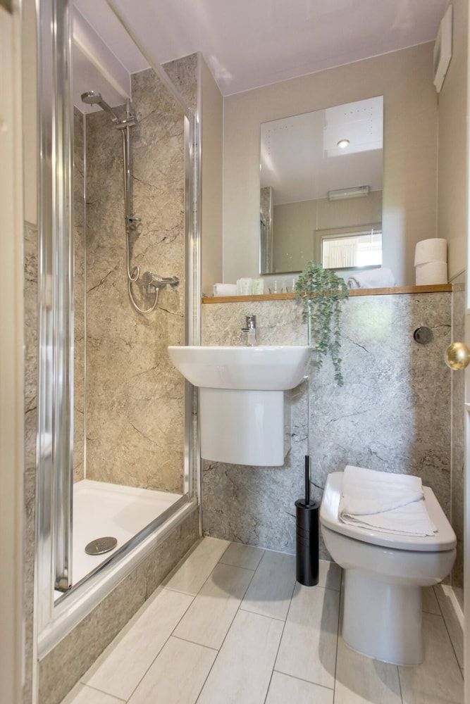 JOIVY Haymarket Single Room 4