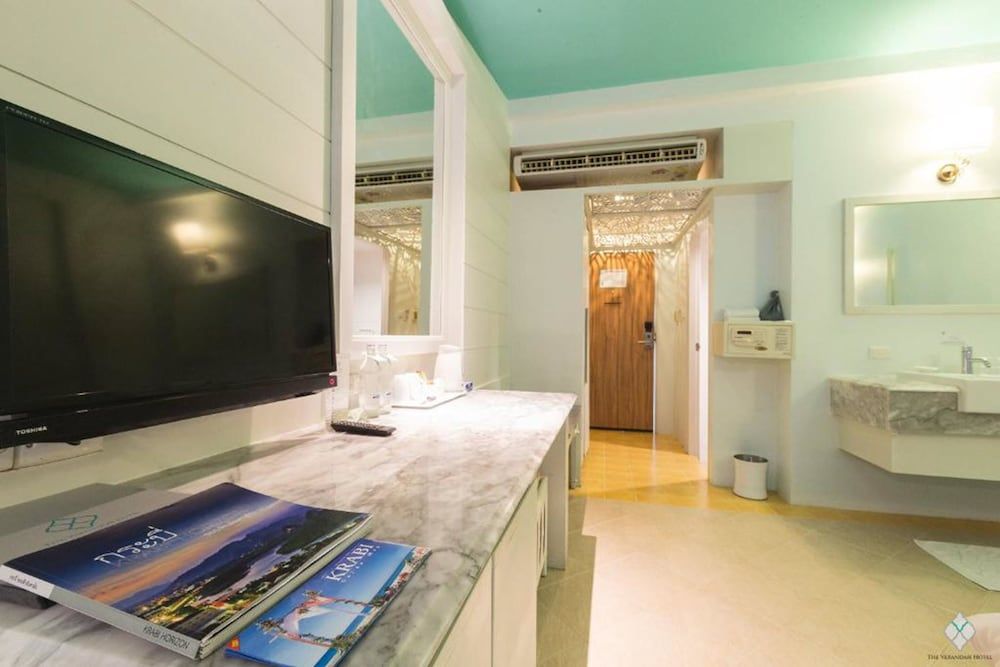 The Verandah Superior Room (Room Only) 18