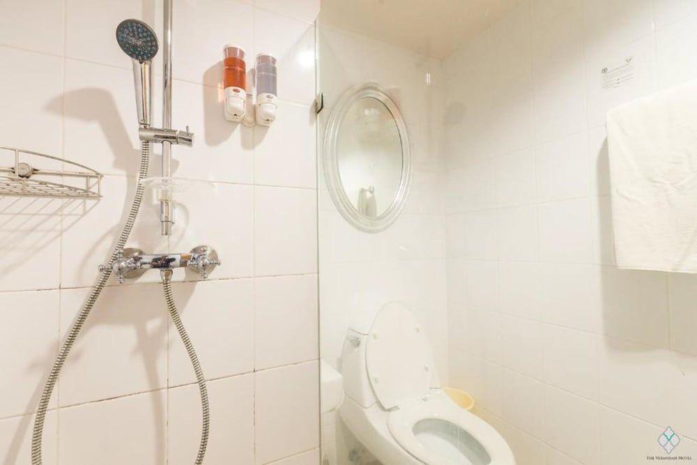 The Verandah Superior Room (Room Only) 12