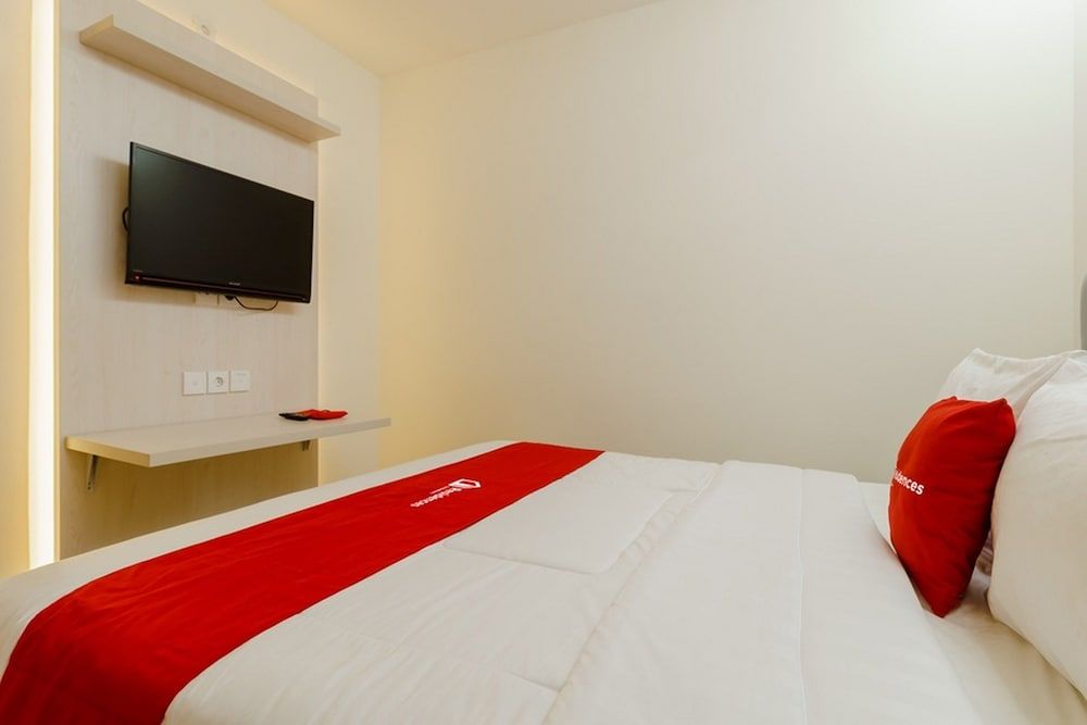 Residences by RedDoorz @ Guntur Raya Setiabudi Double Room 4