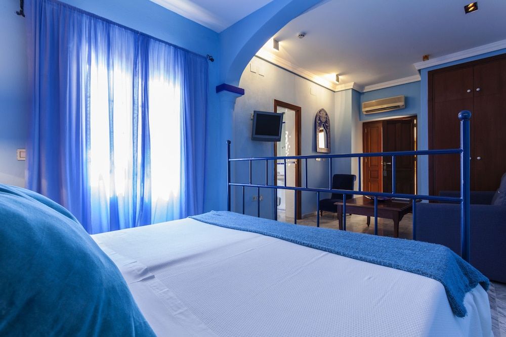 La Casa del Maestro Superior Room 18