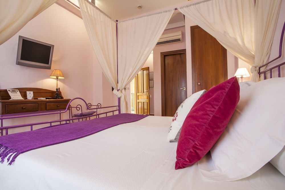 La Casa del Maestro Superior Room 10