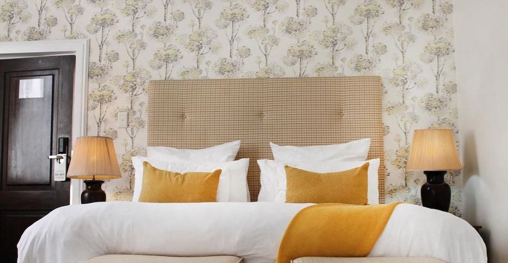 Silver Oaks Boutique Hotel Luxury Double or Twin Room, 1 Bedroom, Bathtub