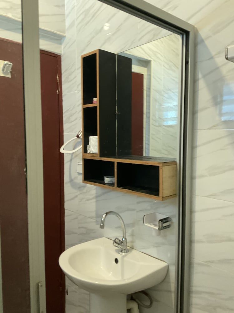 Fox Homestay Basic Apartment, 2 Bedrooms 15