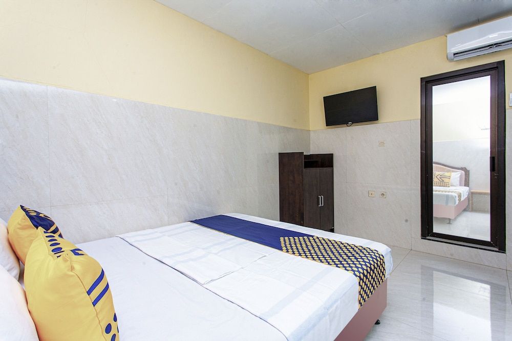 SPOT ON 2815 Hotel Damai Double Room 3